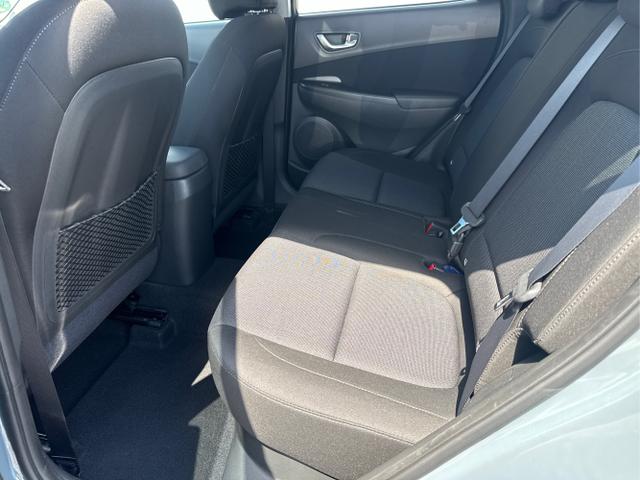 Hyundai / KONA / Grau /  /  / 