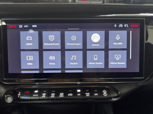 Alfa Romeo Junior SPORT SPECIALE DCT ACC MATRIX NAVI KEYLESS 