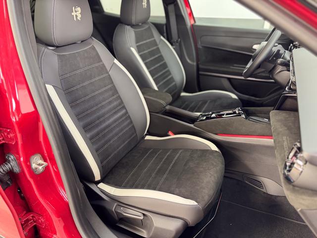 Alfa Romeo Junior SPORT SPECIALE DCT ACC MATRIX NAVI KEYLESS 