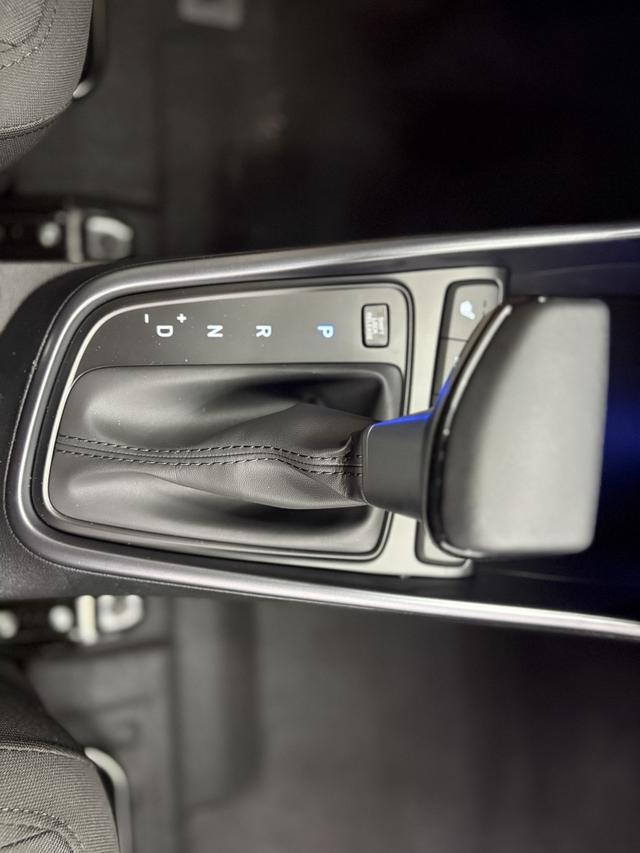 Hyundai BAYON COMFORT DCT SHZ KLIMAAUTOMATIK NAVI RFK 