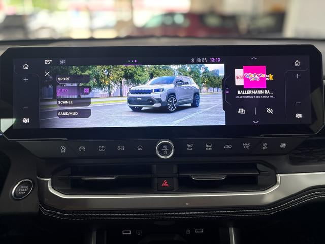 Jeep Compass ALTITUDE DCT PANO 360 KAMERA SHZ HUD FOCAL BSD EL.HECKKLAPPE ACC 