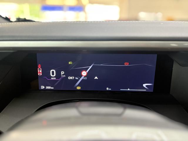 Jeep Compass ALTITUDE DCT PANO 360 KAMERA SHZ HUD FOCAL BSD EL.HECKKLAPPE ACC 