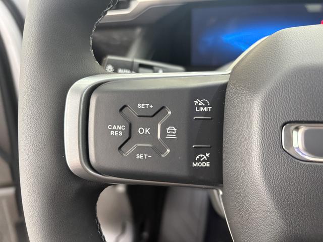 Jeep Compass ALTITUDE DCT PANO 360 KAMERA SHZ HUD FOCAL BSD EL.HECKKLAPPE ACC 