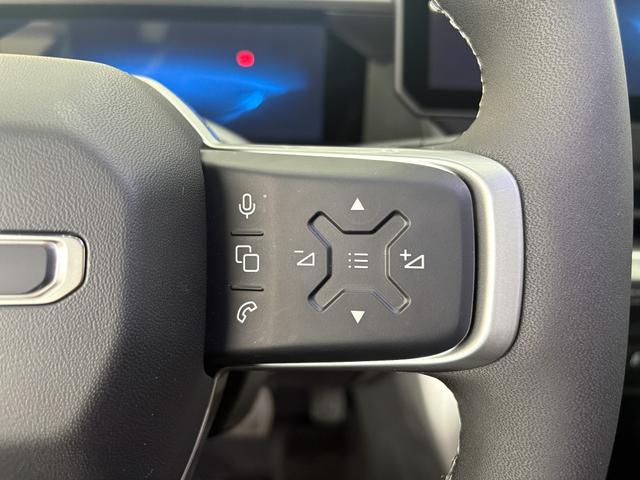 Jeep Compass ALTITUDE DCT PANO 360 KAMERA SHZ HUD FOCAL BSD EL.HECKKLAPPE ACC 