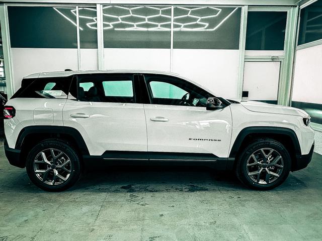 Jeep Compass ALTITUDE DCT PANO 360 KAMERA SHZ HUD FOCAL BSD EL.HECKKLAPPE ACC 