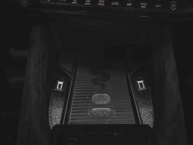 Alfa Romeo Junior SPORT SPECIALE DCT ACC MATRIX NAVI KEYLESS 