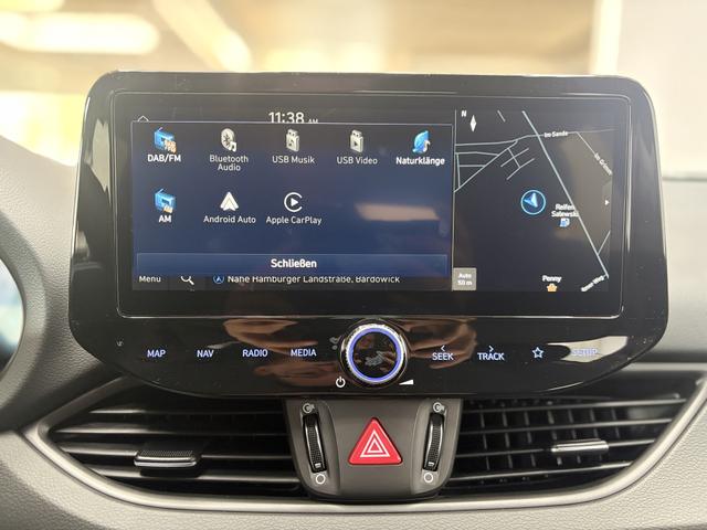 Hyundai i30 STYLE ALU SHZ NAVI RFK PDC 