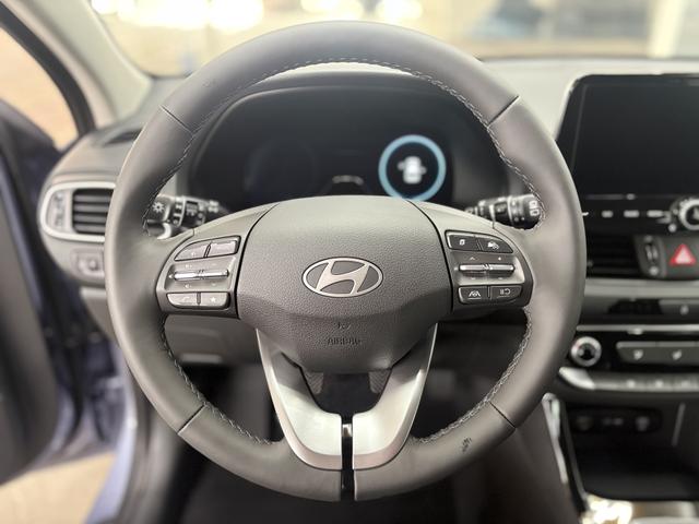 Hyundai i30 STYLE ALU SHZ NAVI RFK PDC 