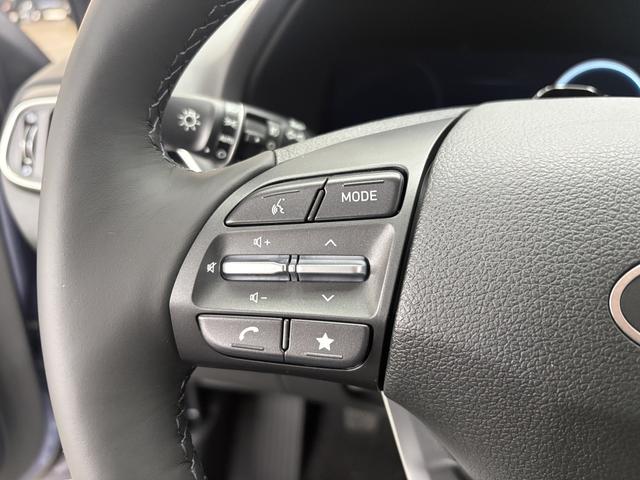 Hyundai i30 STYLE ALU SHZ NAVI RFK PDC 