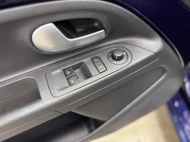 Volkswagen up! UNITED SHZ RADIO KLIMA Licht/Sicht PDC 