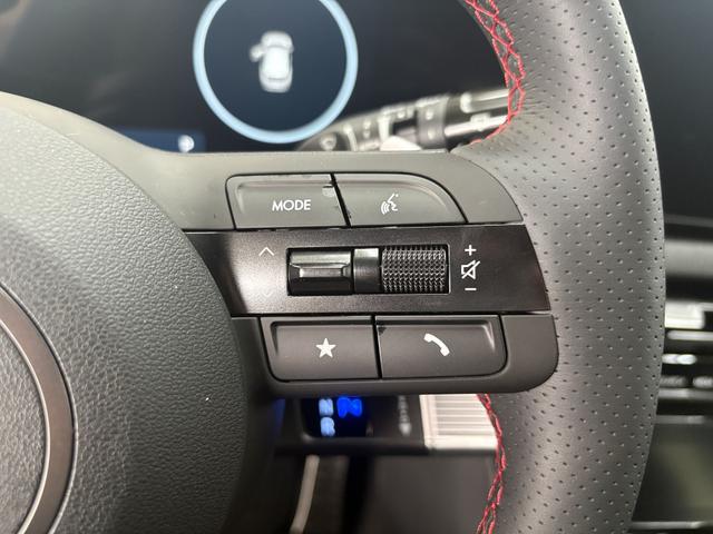 Hyundai TUCSON Premium DCT N-LINE PANO EL.HECKKLAPPE SHZ v+h PDC RFK NAVI 