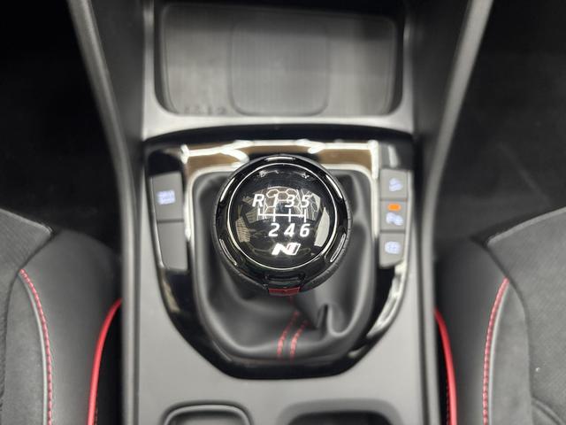 Hyundai TUCSON Premium N-LINE EL.HECKKLAPPE SHZ v+h PDC RFK NAVI 