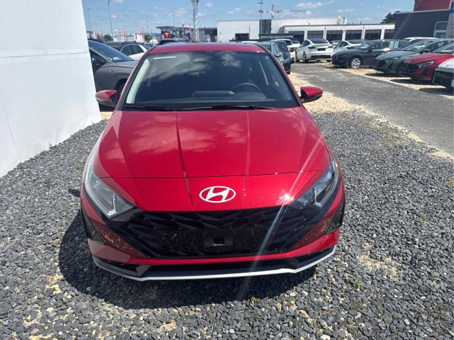 Hyundai / i20 / Grau / / / 