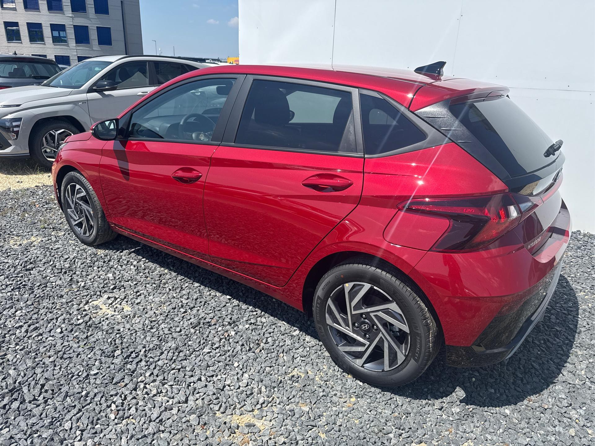 Hyundai / i20 / Grau /  /  / 