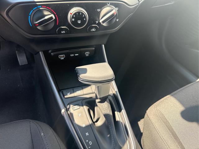 Hyundai / i20 / Grau /  /  / 