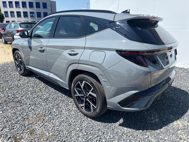 Hyundai / TUCSON / Grau / / / 