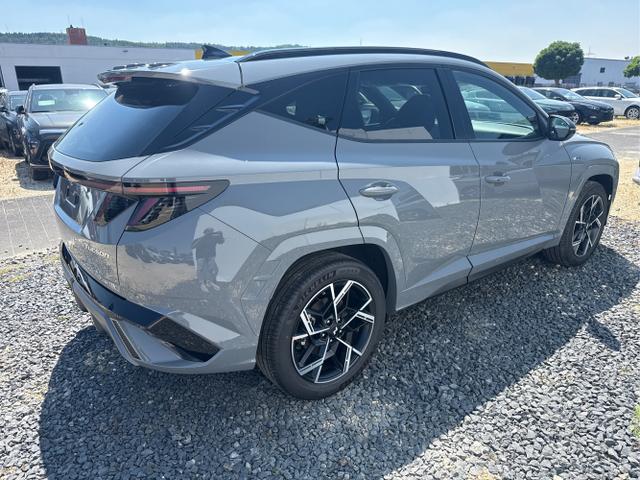Hyundai / TUCSON / Grau /  /  / 