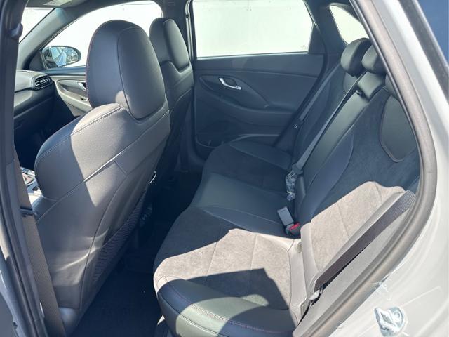 Hyundai / i30 / Grau /  /  / 