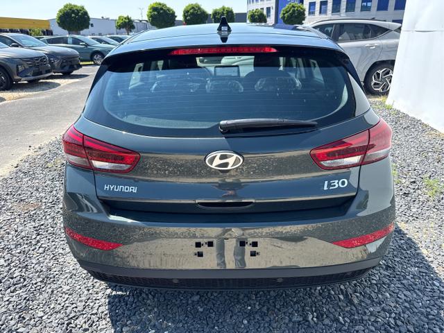Hyundai / i30 / Grau /  /  / 