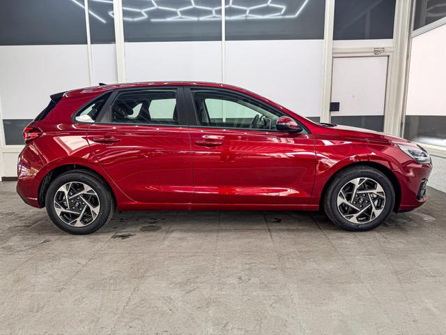Hyundai i30 STYLE ALU SHZ NAVI RFK PDC 