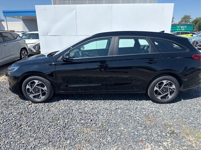 Hyundai / i30 / Grau / / / 