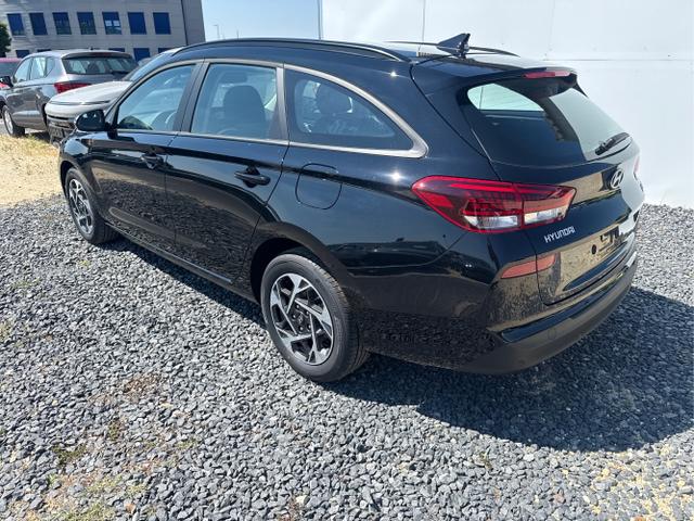 Hyundai / i30 / Grau / / / 