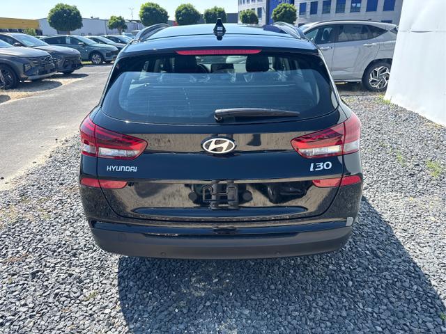 Hyundai / i30 / Grau / / / 