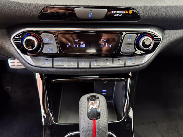 Hyundai i30 Kombi PREMIUM N-LINE DCT SHZ SMART KEY NAVI 