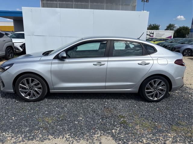 Hyundai / i30 / Grau / / / 