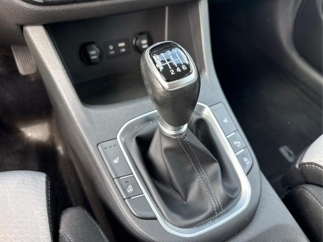 Hyundai / i30 / Grau / / / 