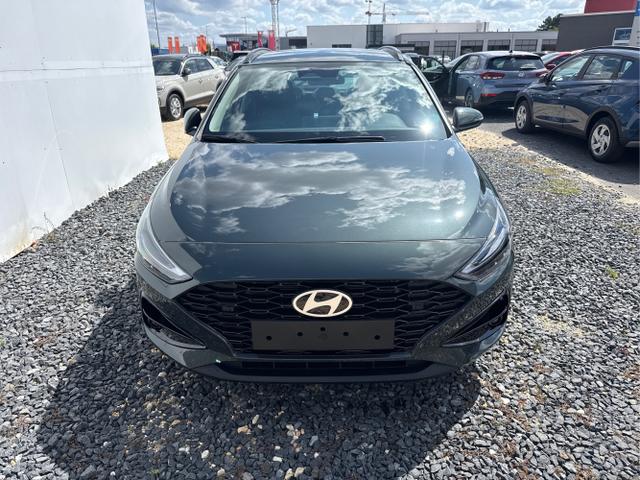 Hyundai / i30 / Grau / / / 