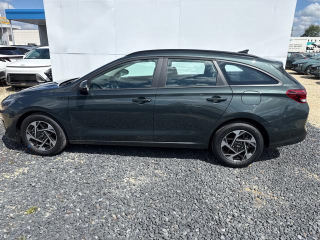 Hyundai / i30 / Grau / / / 
