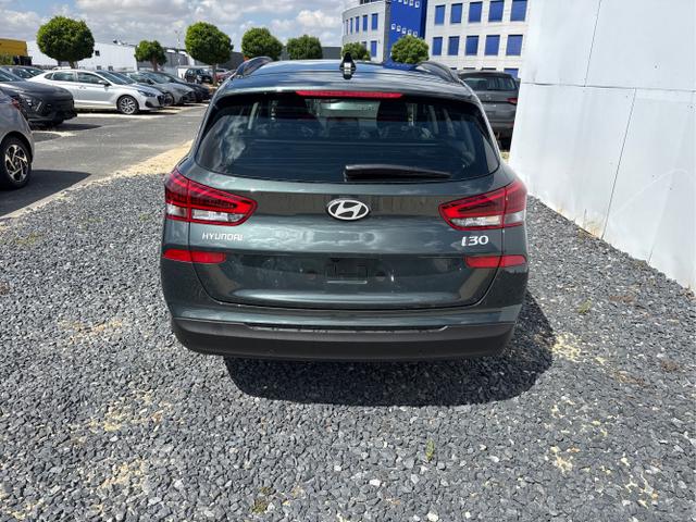 Hyundai / i30 / Grau /  /  / 