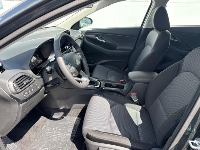 Hyundai / i30 / Grau /  /  / 