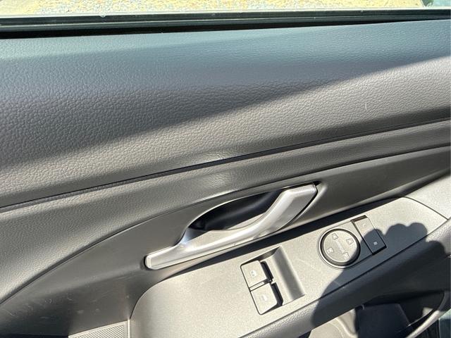 Hyundai / i30 / Grau /  /  / 