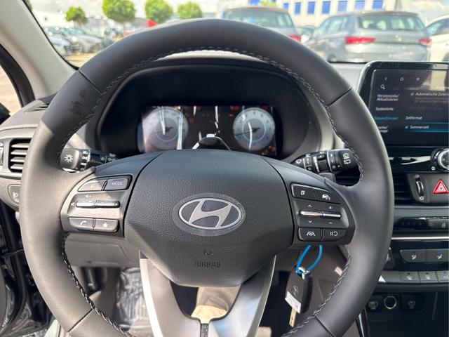 Hyundai / i30 / Grau /  /  / 