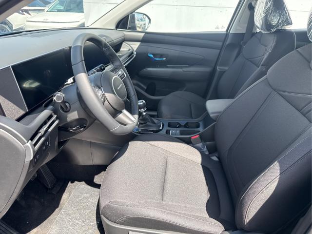 Hyundai / TUCSON / Grau /  /  / 