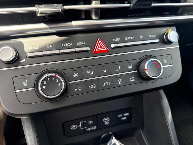 Hyundai / TUCSON / Grau /  /  / 