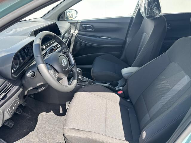 Hyundai / i20 / Grau /  /  / 