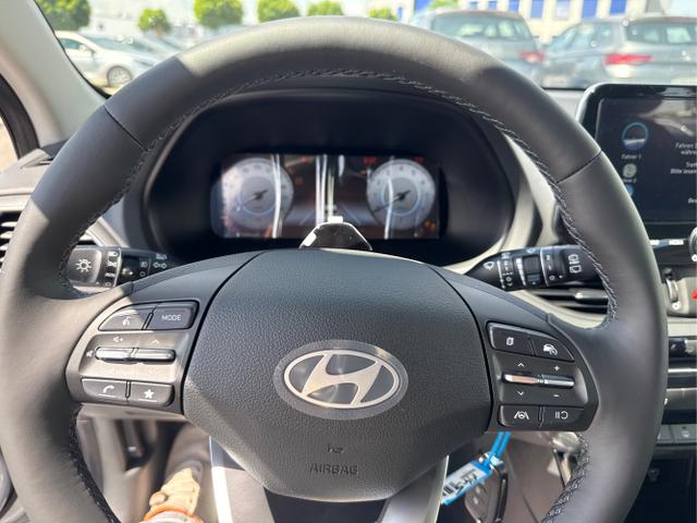 Hyundai / i30 / Grau /  /  / 