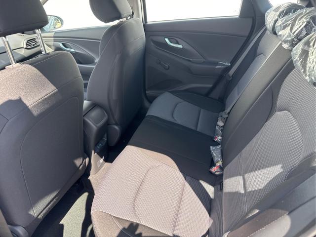 Hyundai / i30 / Grau /  /  / 