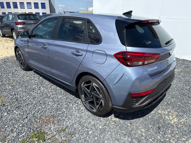 Hyundai / i30 / Grau / / / 