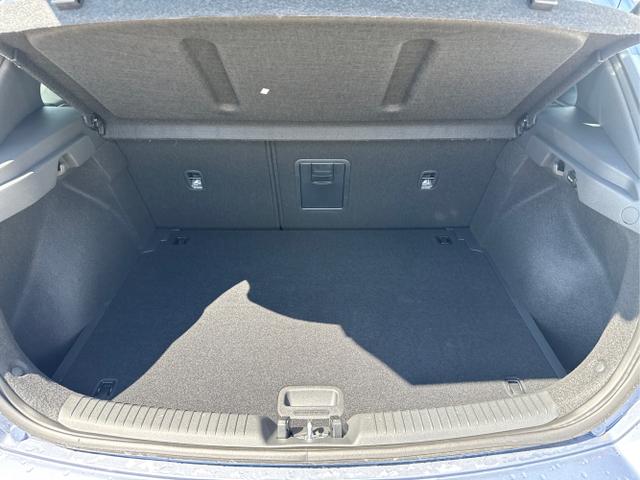 Hyundai / i30 / Grau / / / 