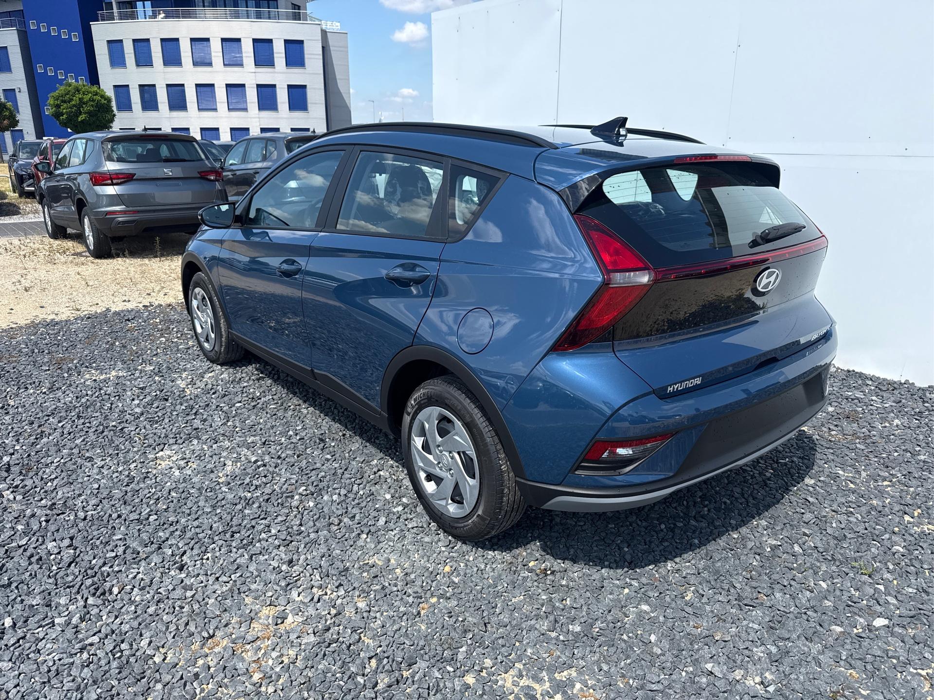 Hyundai / BAYON / Grau /  /  / 