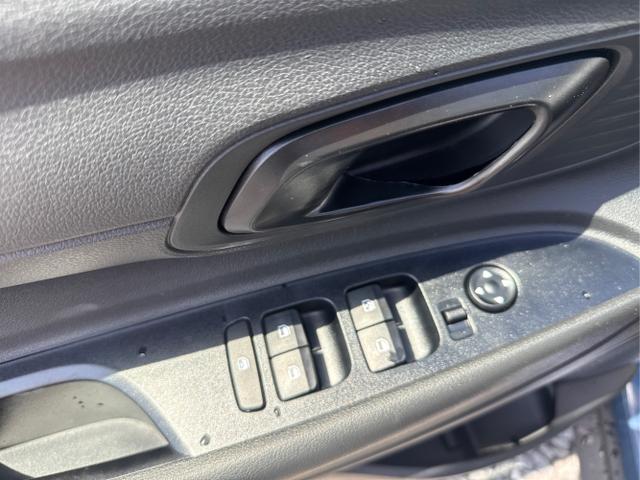 Hyundai / BAYON / Grau / / / 
