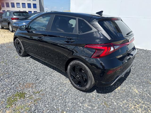 Hyundai / i20 / Grau / / / 