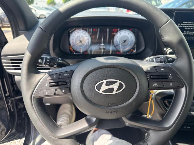 Hyundai / i20 / Grau /  /  / 