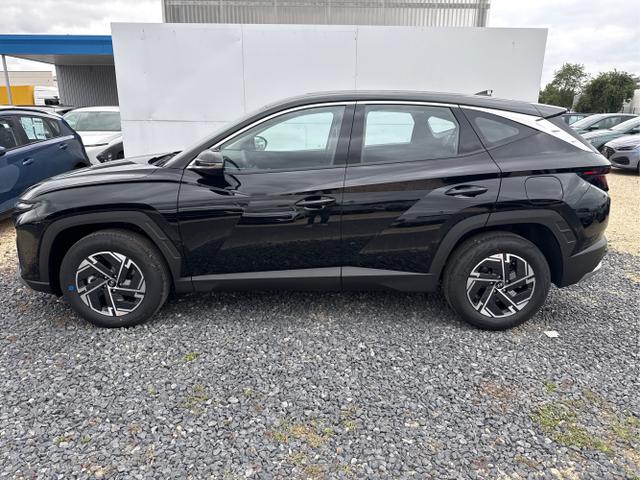 Hyundai / TUCSON / Grau /  /  / 