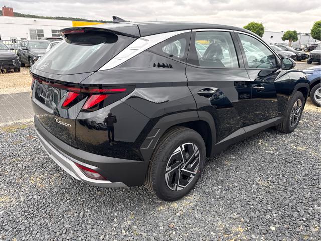 Hyundai / TUCSON / Grau /  /  / 