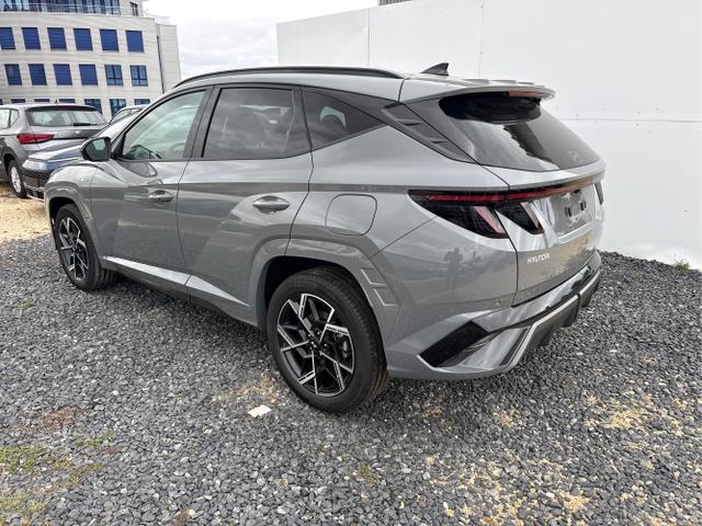 Hyundai / TUCSON / Grau / / / 